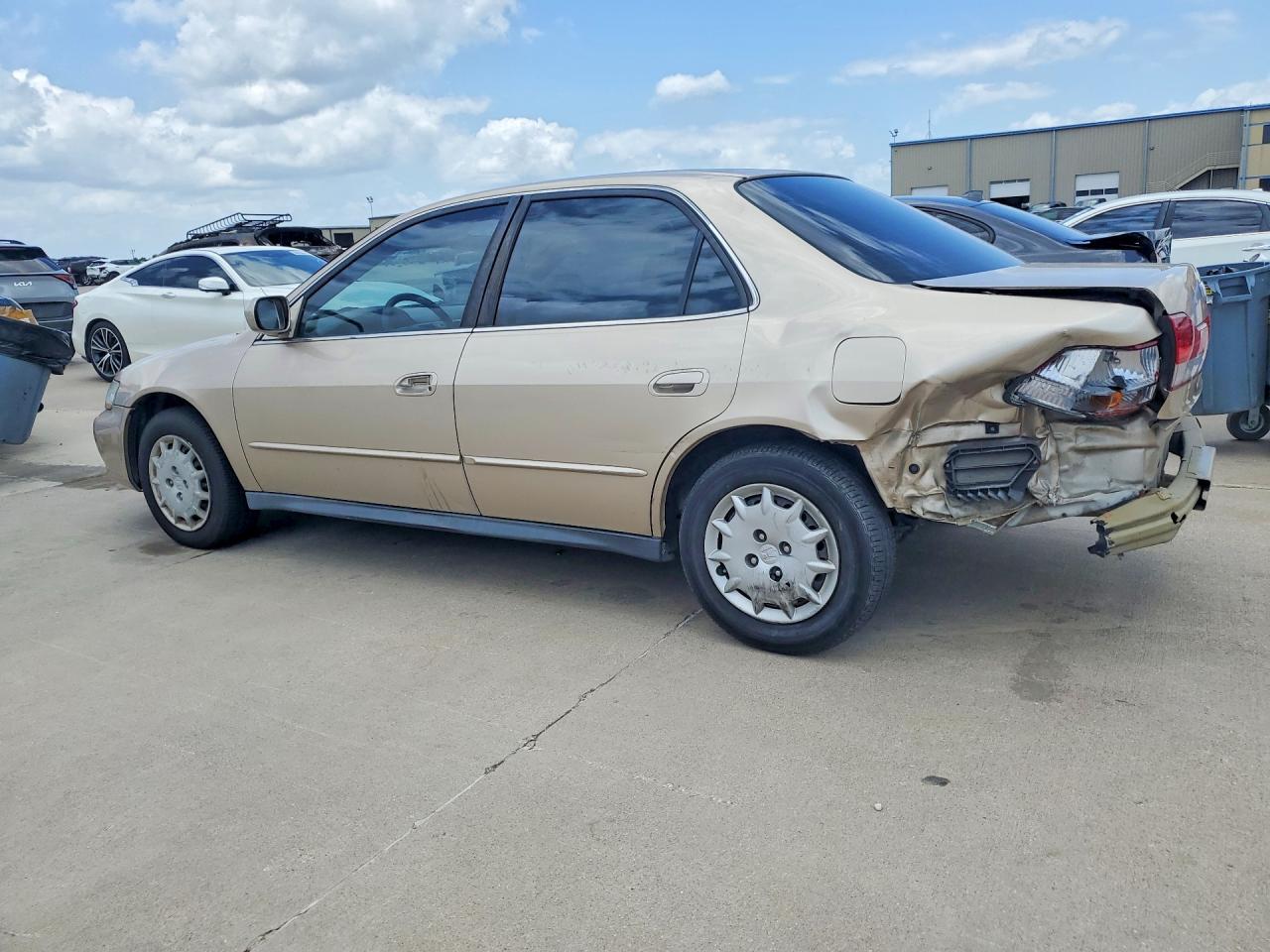 2002 Honda Accord Lx - Фото 2