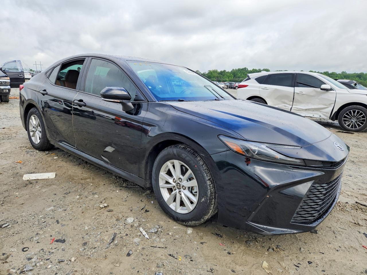 2025 Toyota Camry Le - Image 4