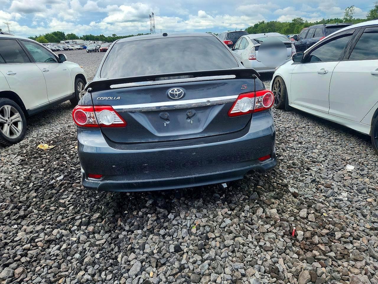 2011 Toyota Corolla S - Фото 6