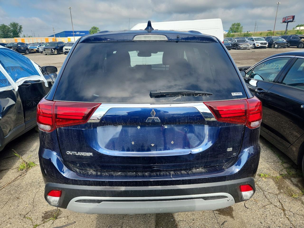 2020 Mitsubishi Outlander Se - Image 6