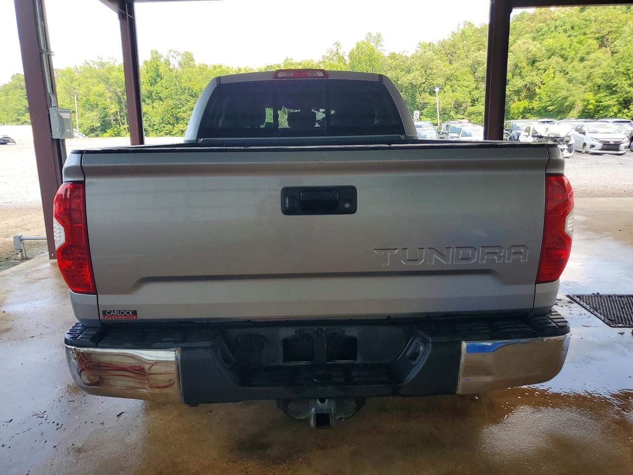 2018 Toyota Tundra Sr5 - Image 6
