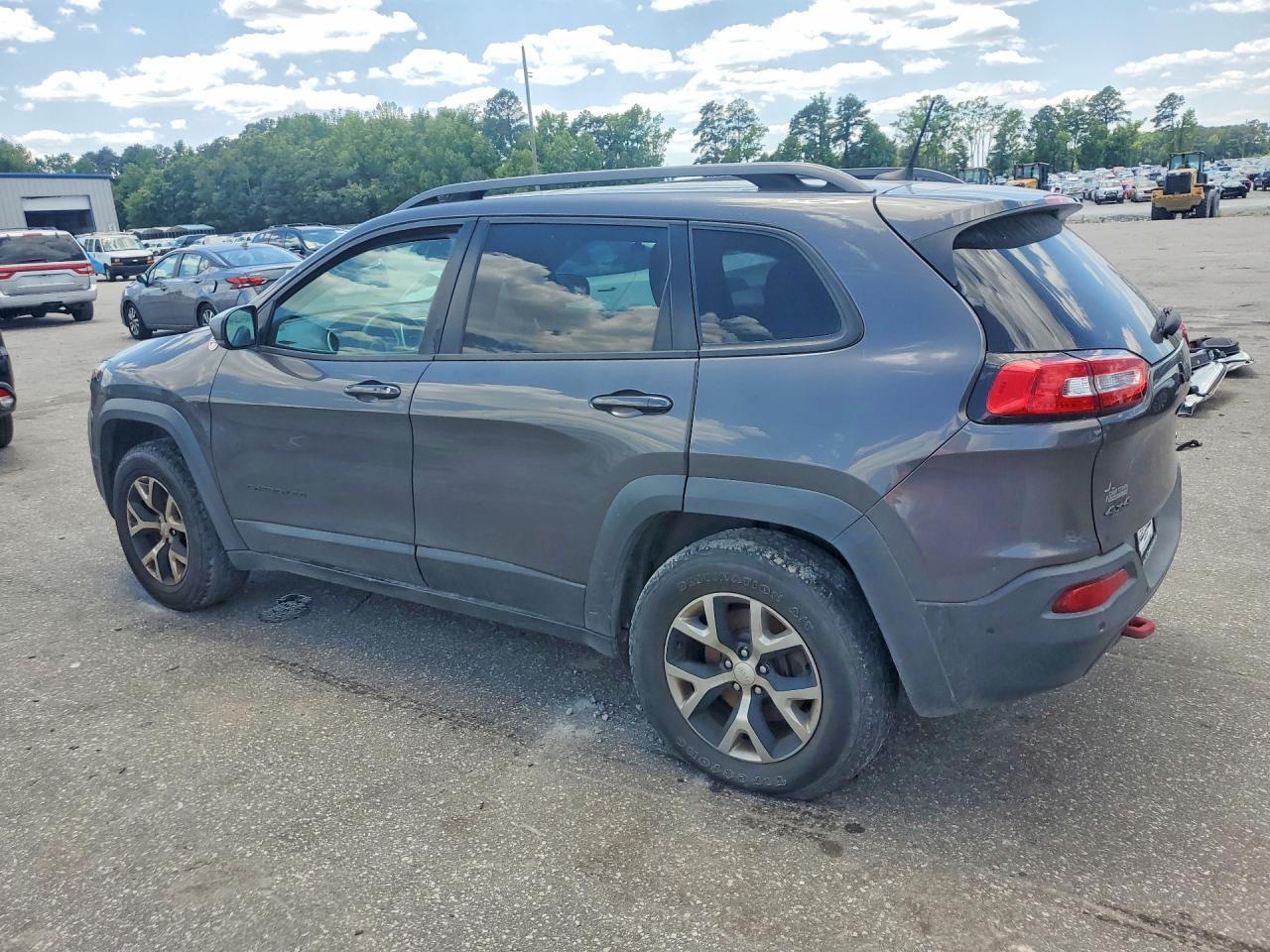 2018 Jeep Cherokee Trailhawk - Фото 2