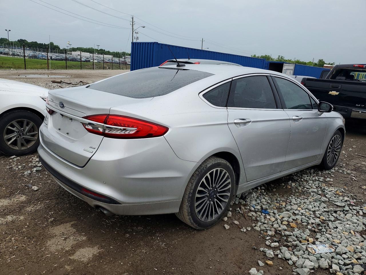 2017 Ford Fusion Se - Фото 3