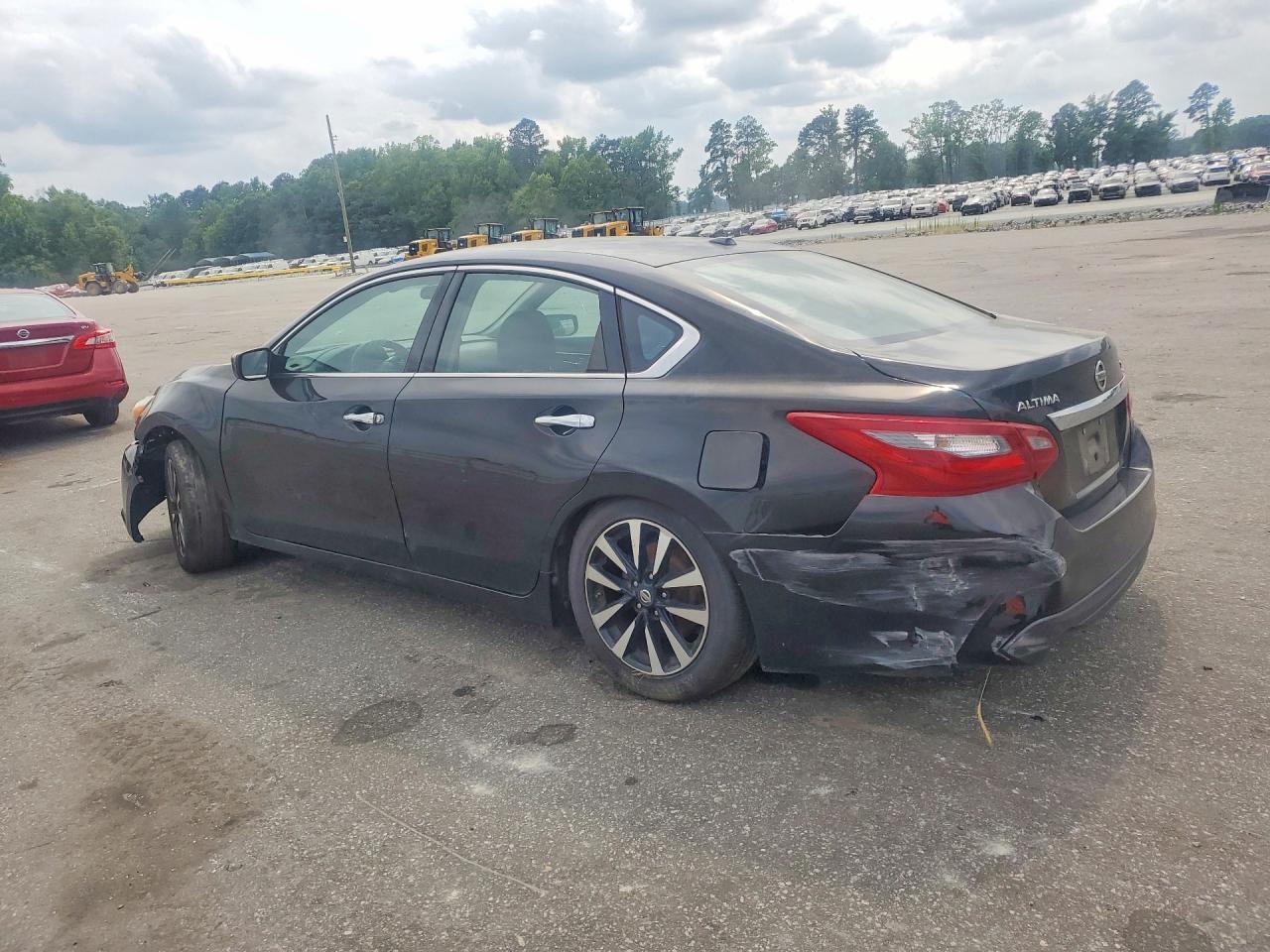 2018 Nissan Altima 2.5 Sv - Image 2