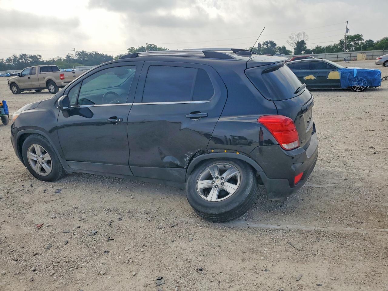 2020 Chevrolet Trax 1Lt - Image 2