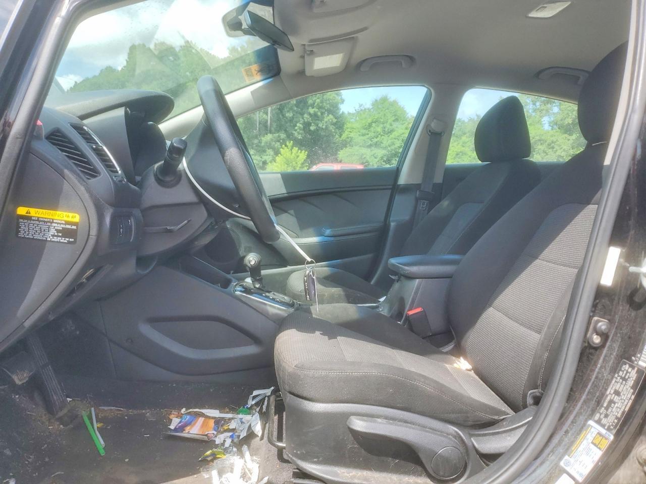 2017 Kia Forte Lx - Image 7