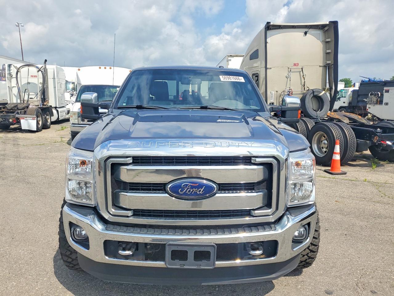 2012 Ford F350 Super Duty - Фото 5
