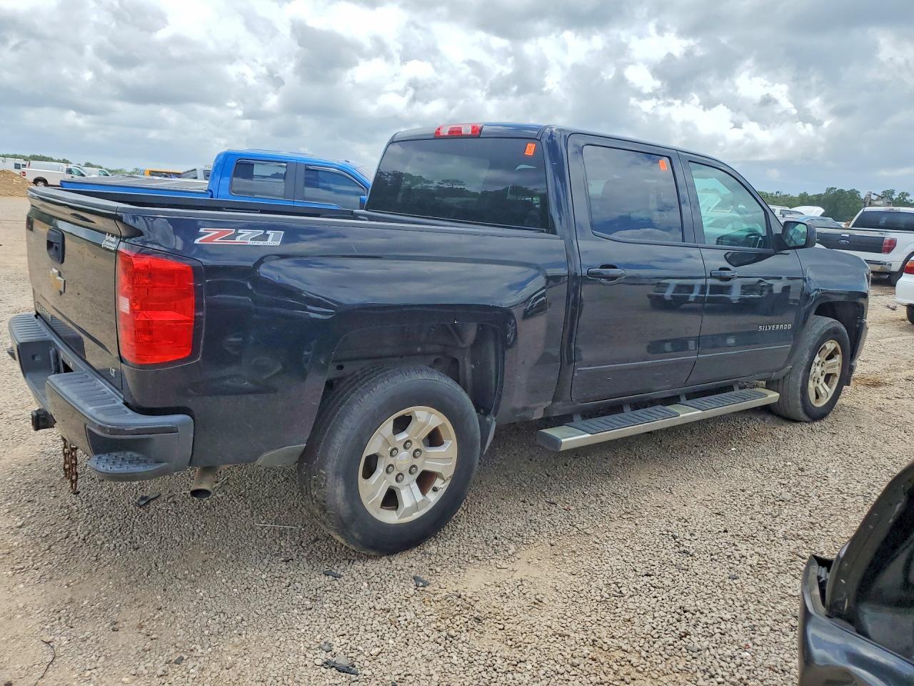 2016 Chevrolet Silverado K1500 Lt - Image 3