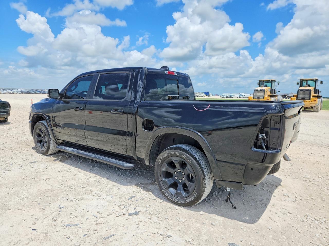 2025 Ram 1500 Big Horn - Image 2