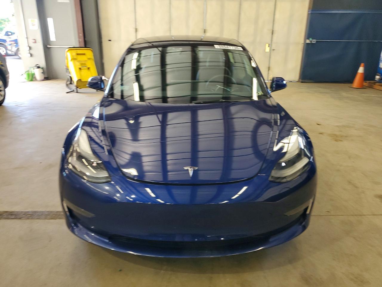 2023 Tesla Model 3 - Image 5