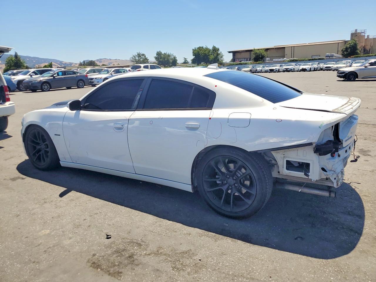 2016 Dodge Charger R - Image 2