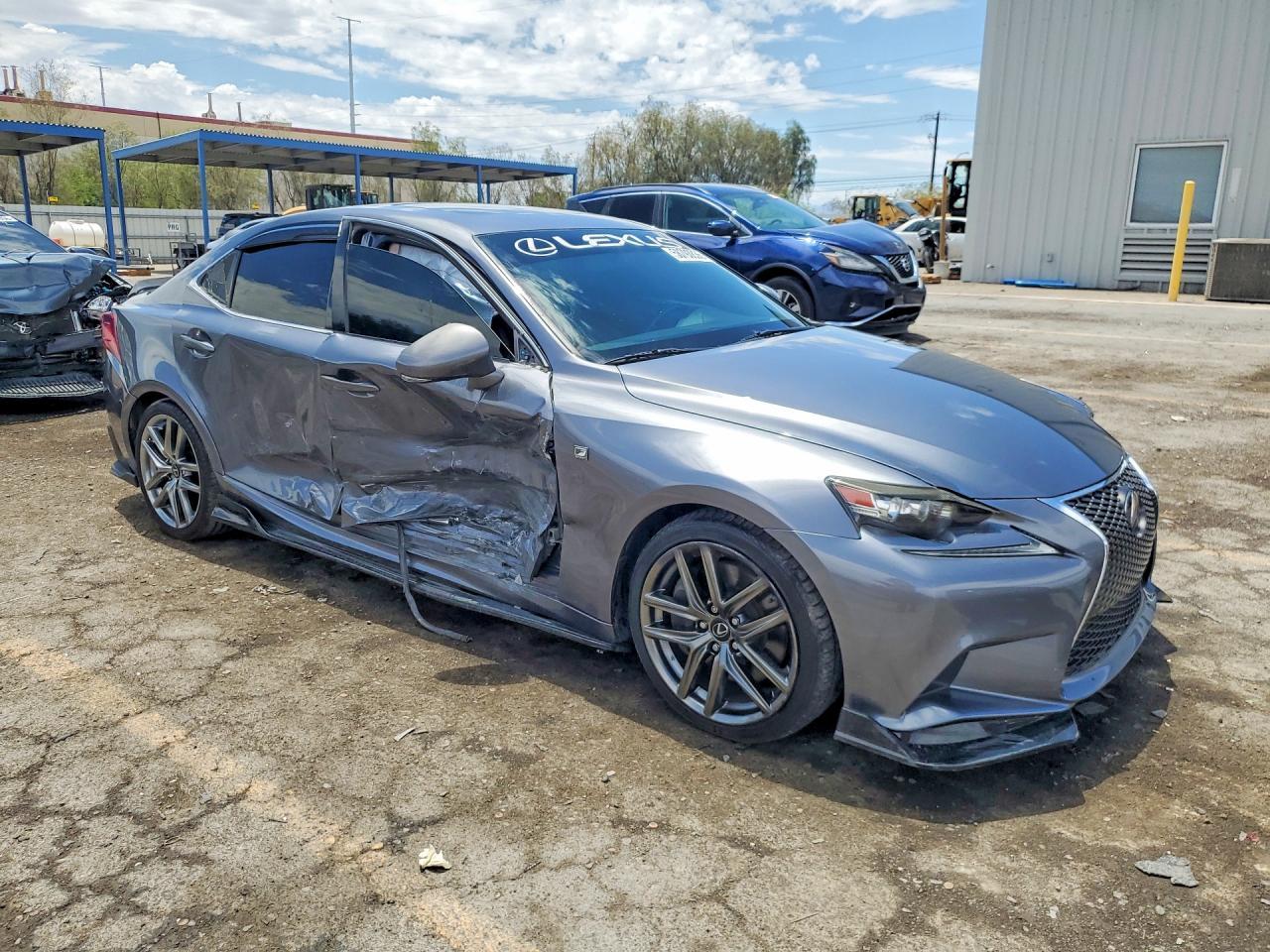 2016 Lexus Is 200T - Фото 4