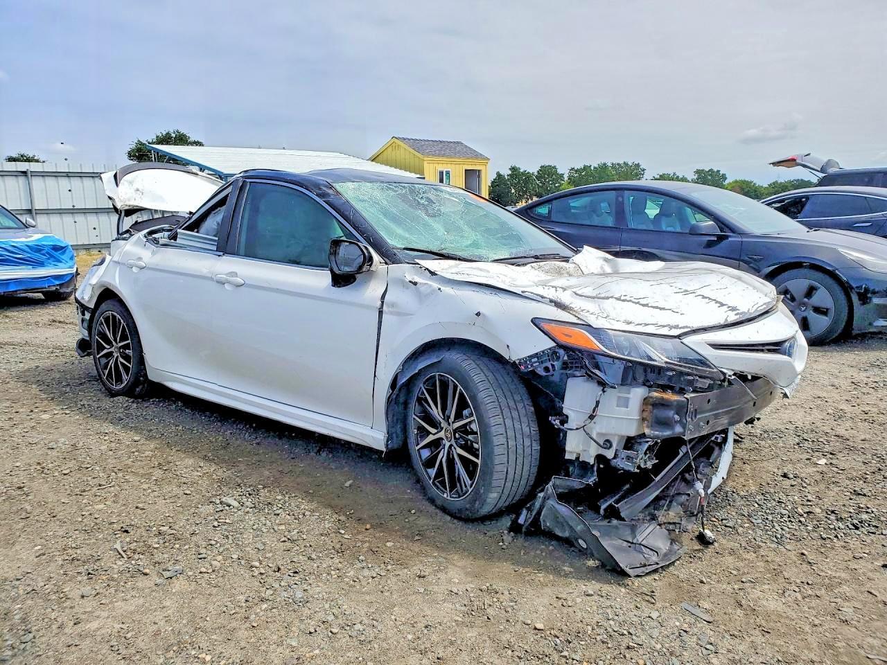 2024 Toyota Camry Hybrid Base - Фото 4