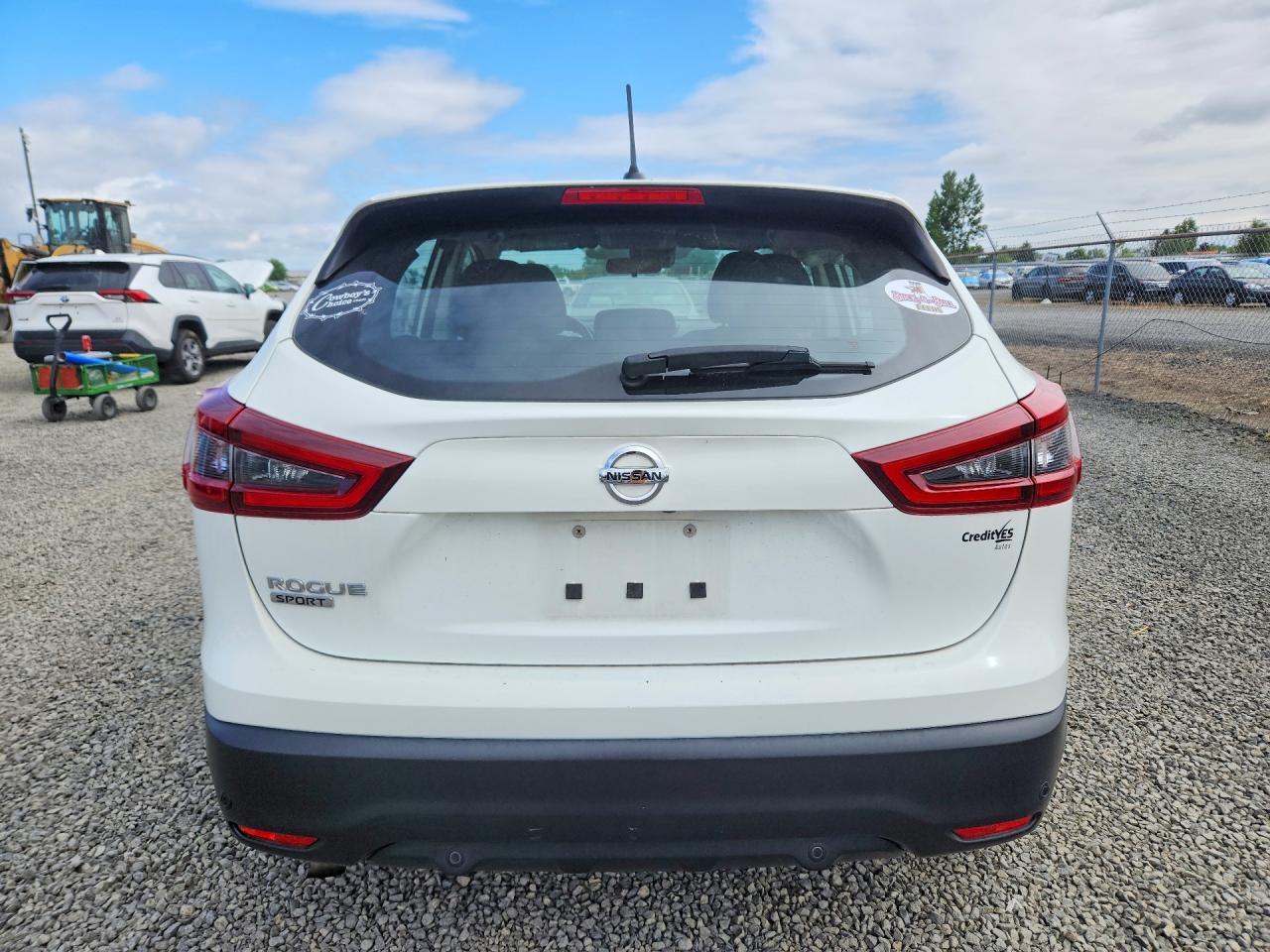 2021 Nissan Rogue Sport S - Фото 6
