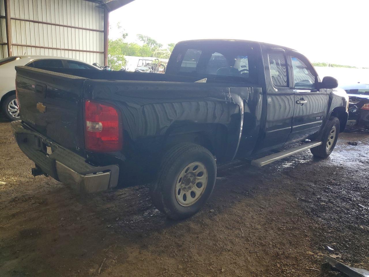 2008 Chevrolet Silverado K1500 - Image 3