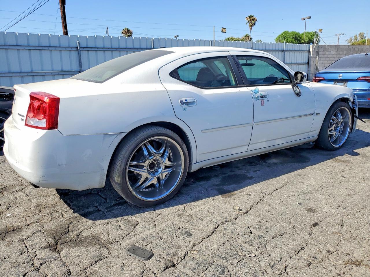 2010 Dodge Charger Sxt - Image 3
