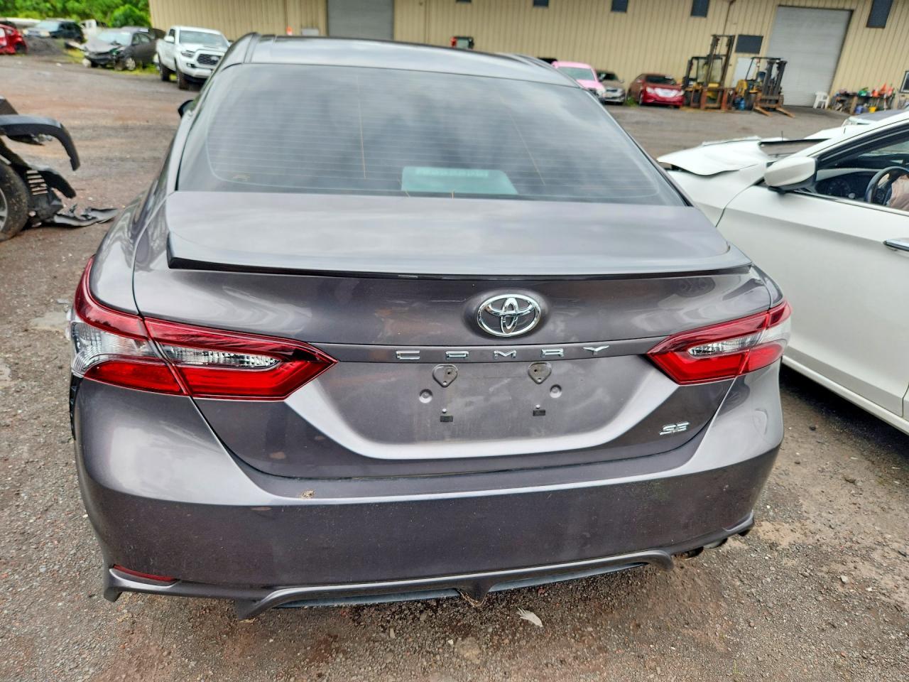 2024 Toyota Camry Se - Фото 6