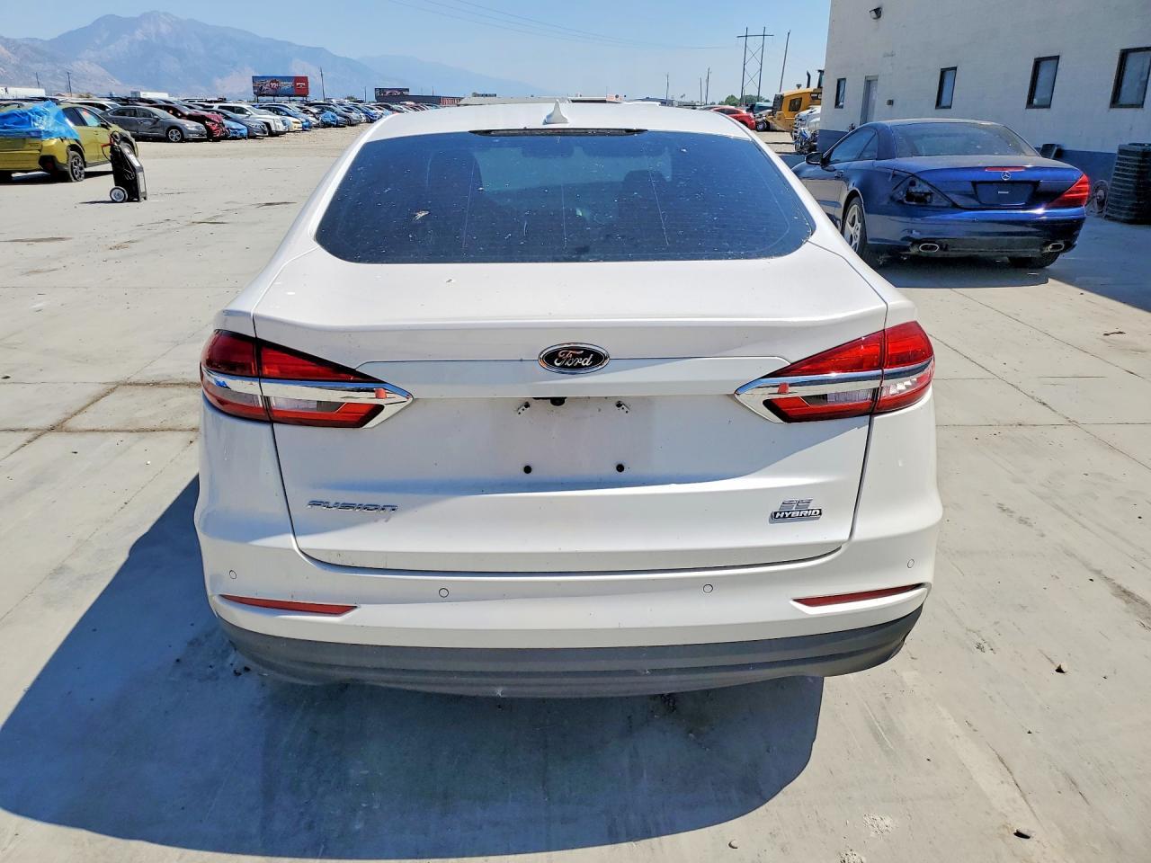 2020 Ford Fusion Se - Фото 6
