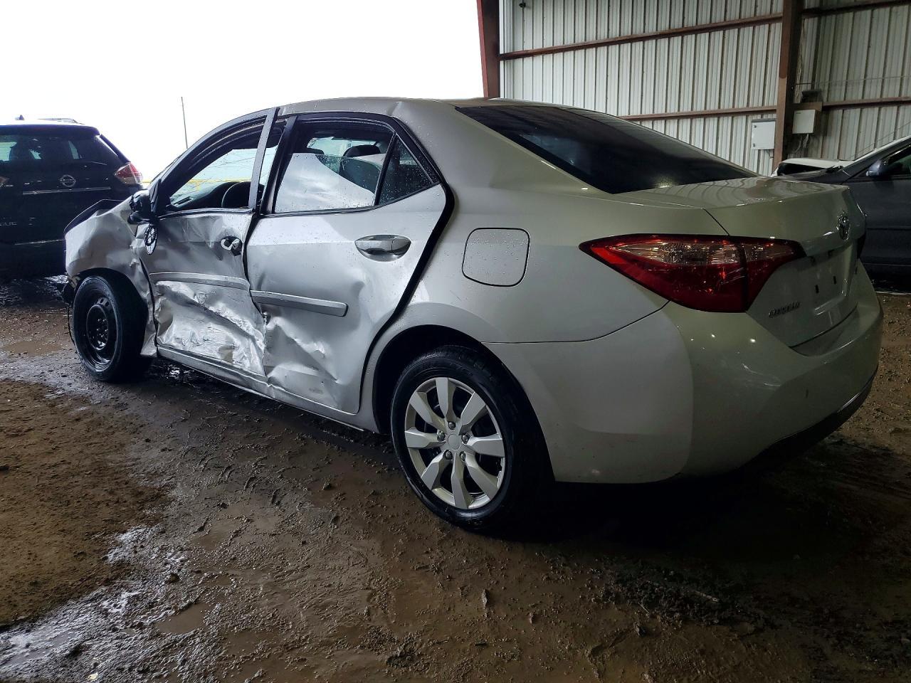 2019 Toyota Corolla Le - Image 2