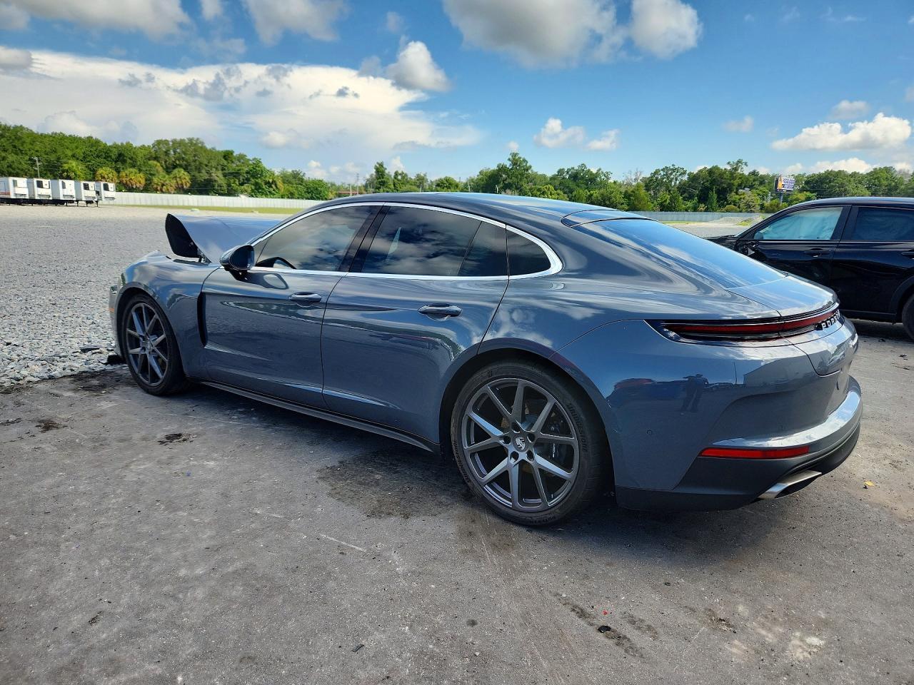2025 Porsche Panamera Base - Фото 2