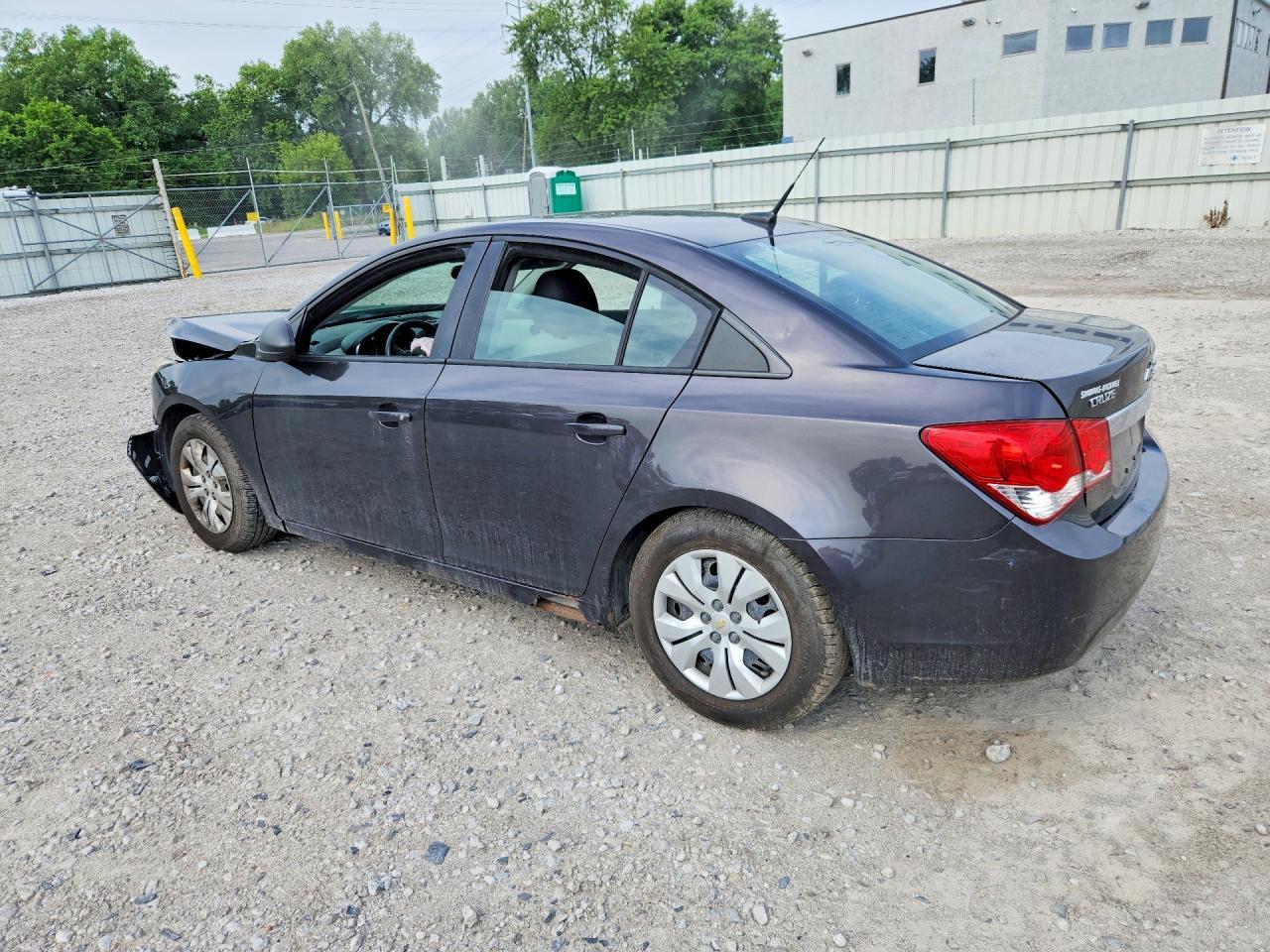 2014 Chevrolet Cruze Ls - Фото 2