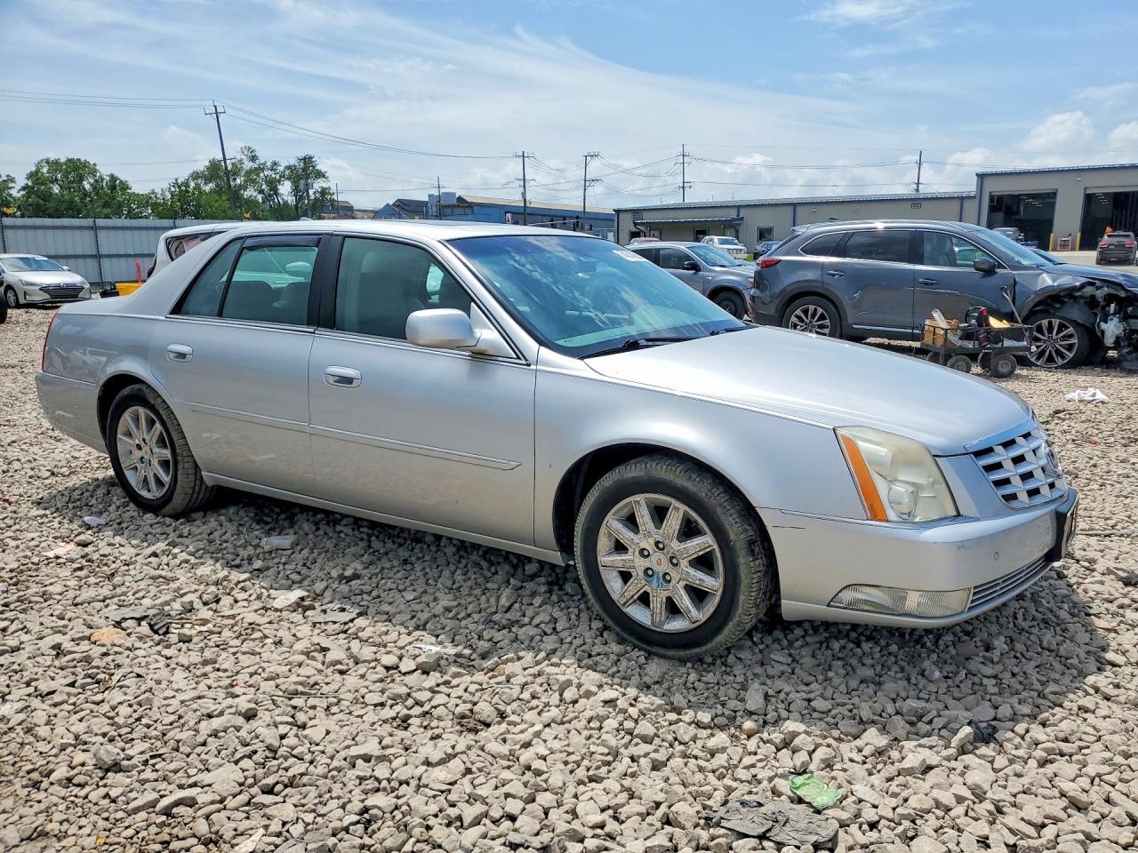 2011 Cadillac Dts Premium Collection - Фото 4