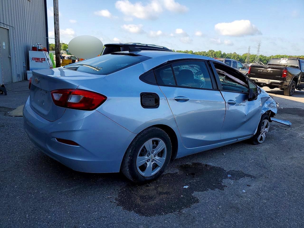 2018 Chevrolet Cruze Ls - Фото 3