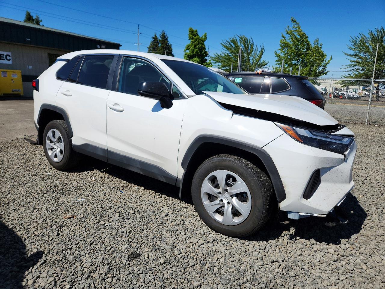 2025 Toyota Rav4 Le - Фото 4