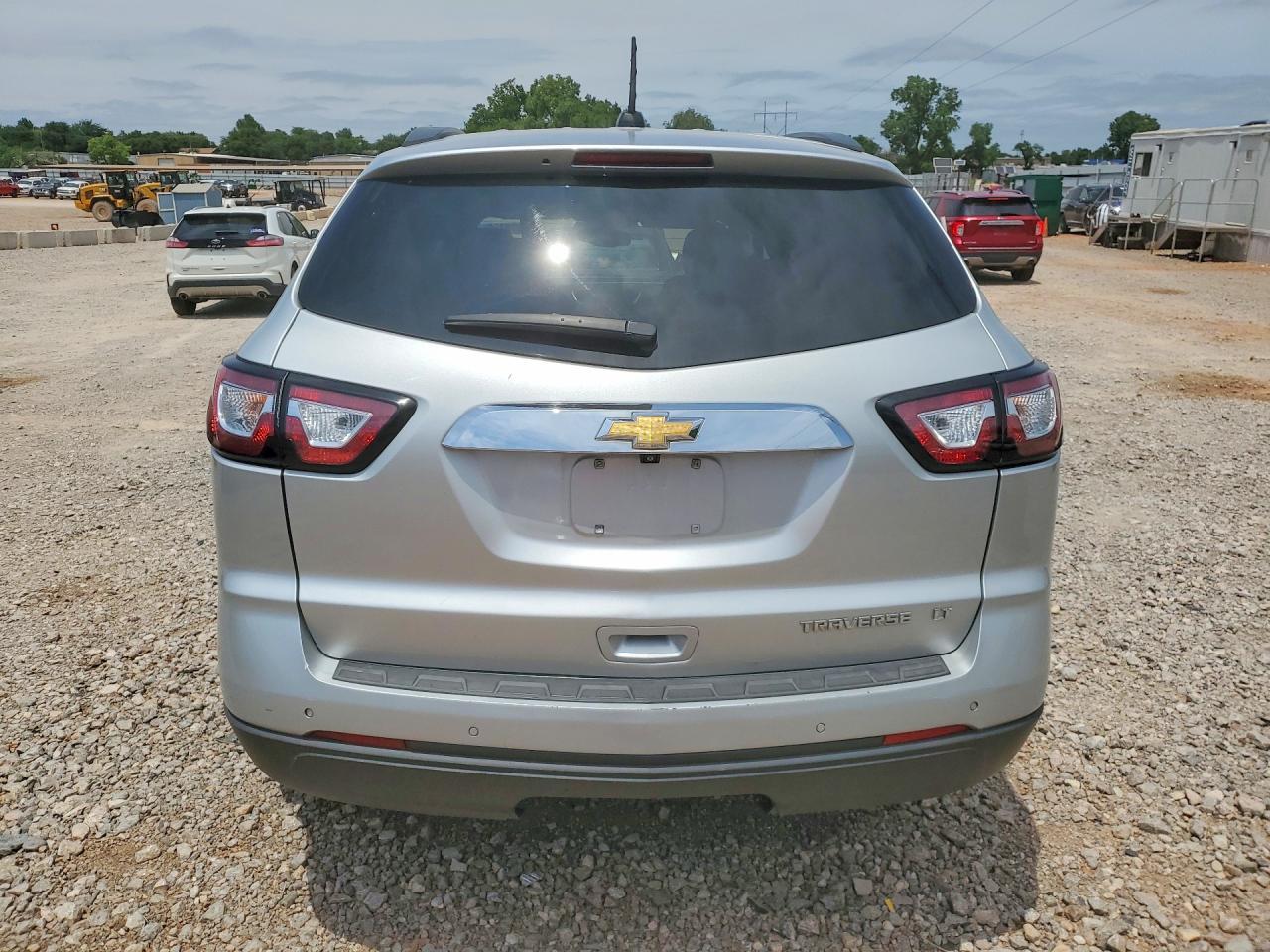 2016 Chevrolet Traverse Lt - Image 6
