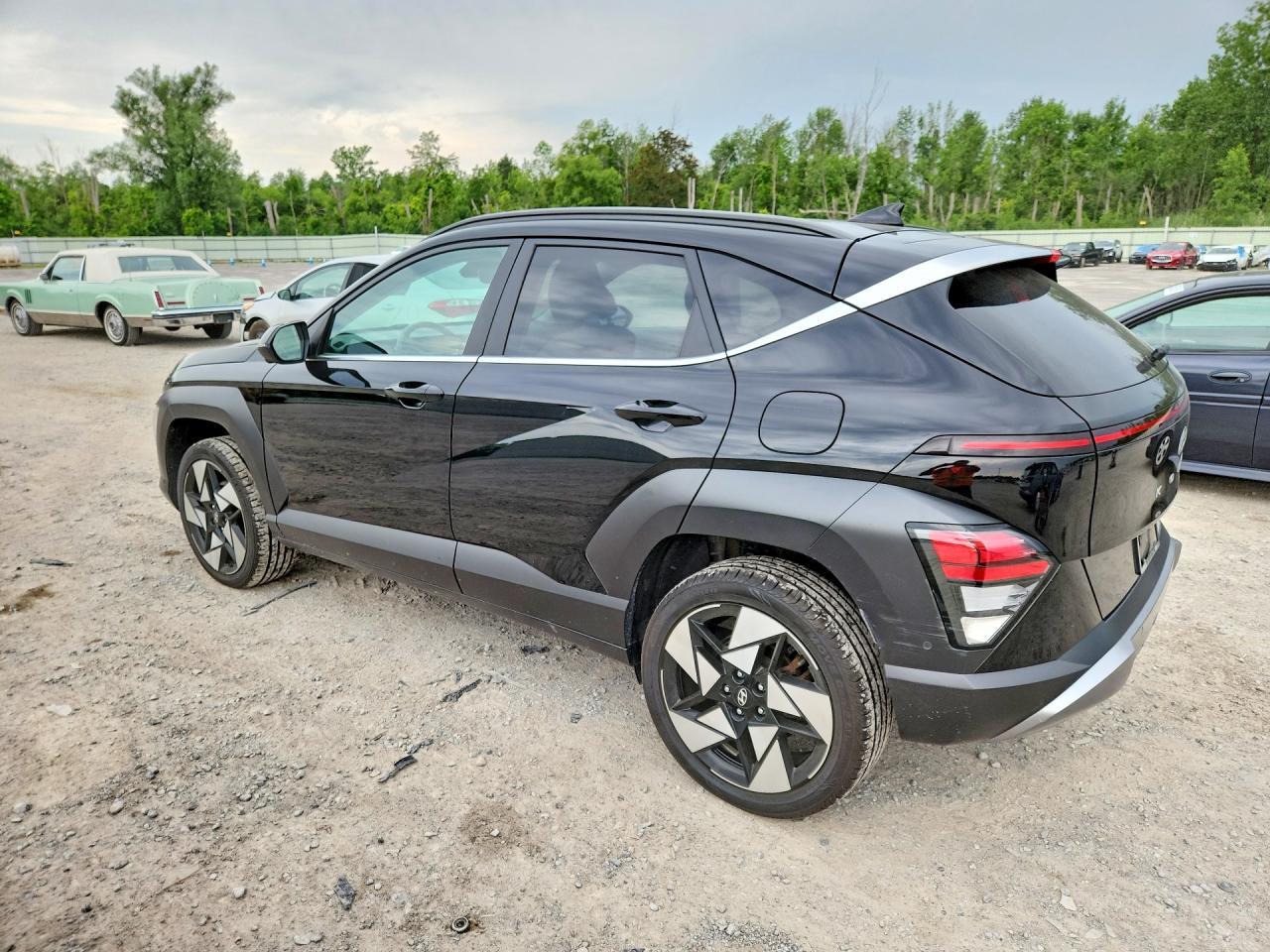 2024 Hyundai Kona Limited - Фото 2