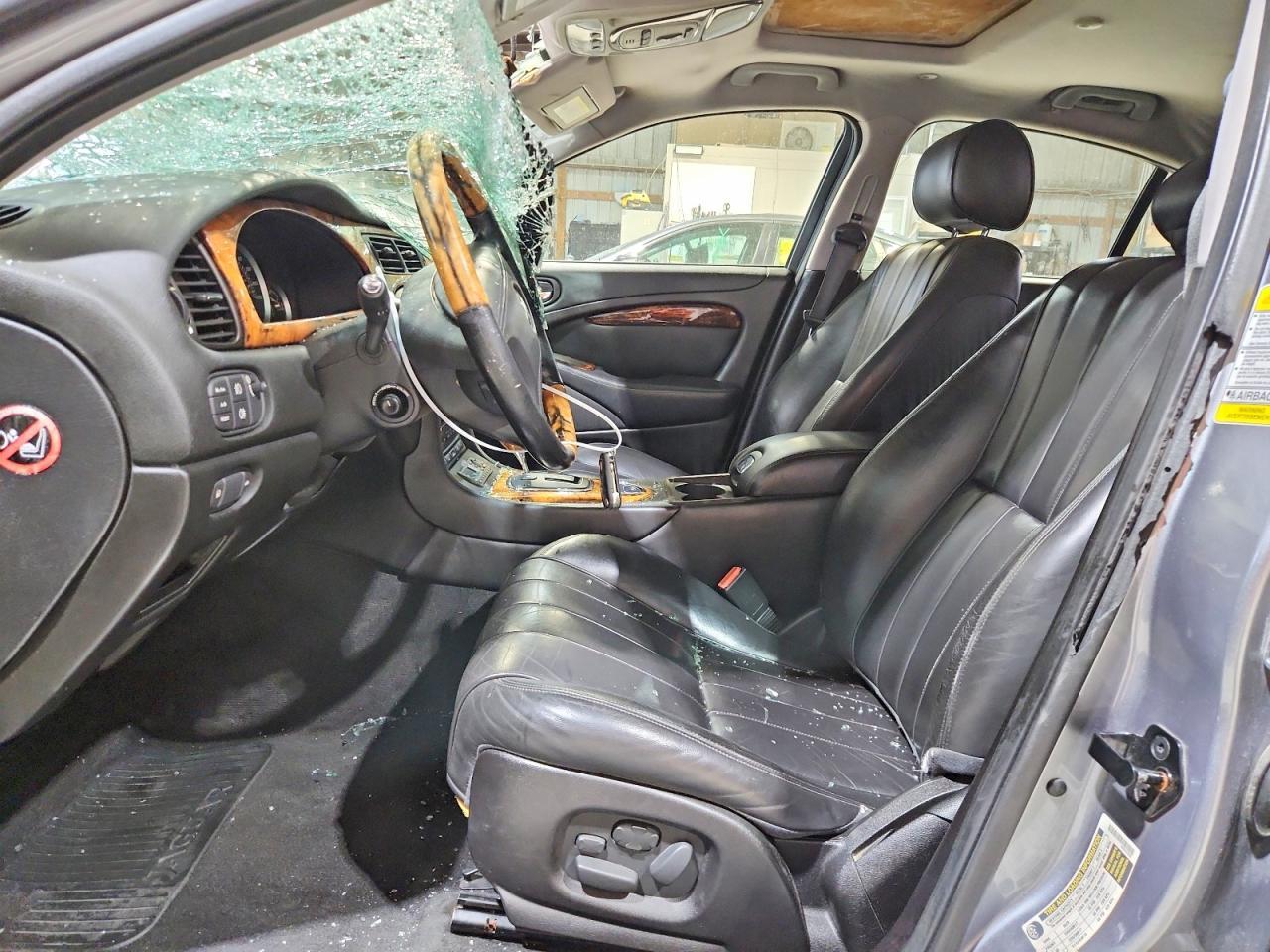 2007 Jaguar S-Type 4.2 - Image 7