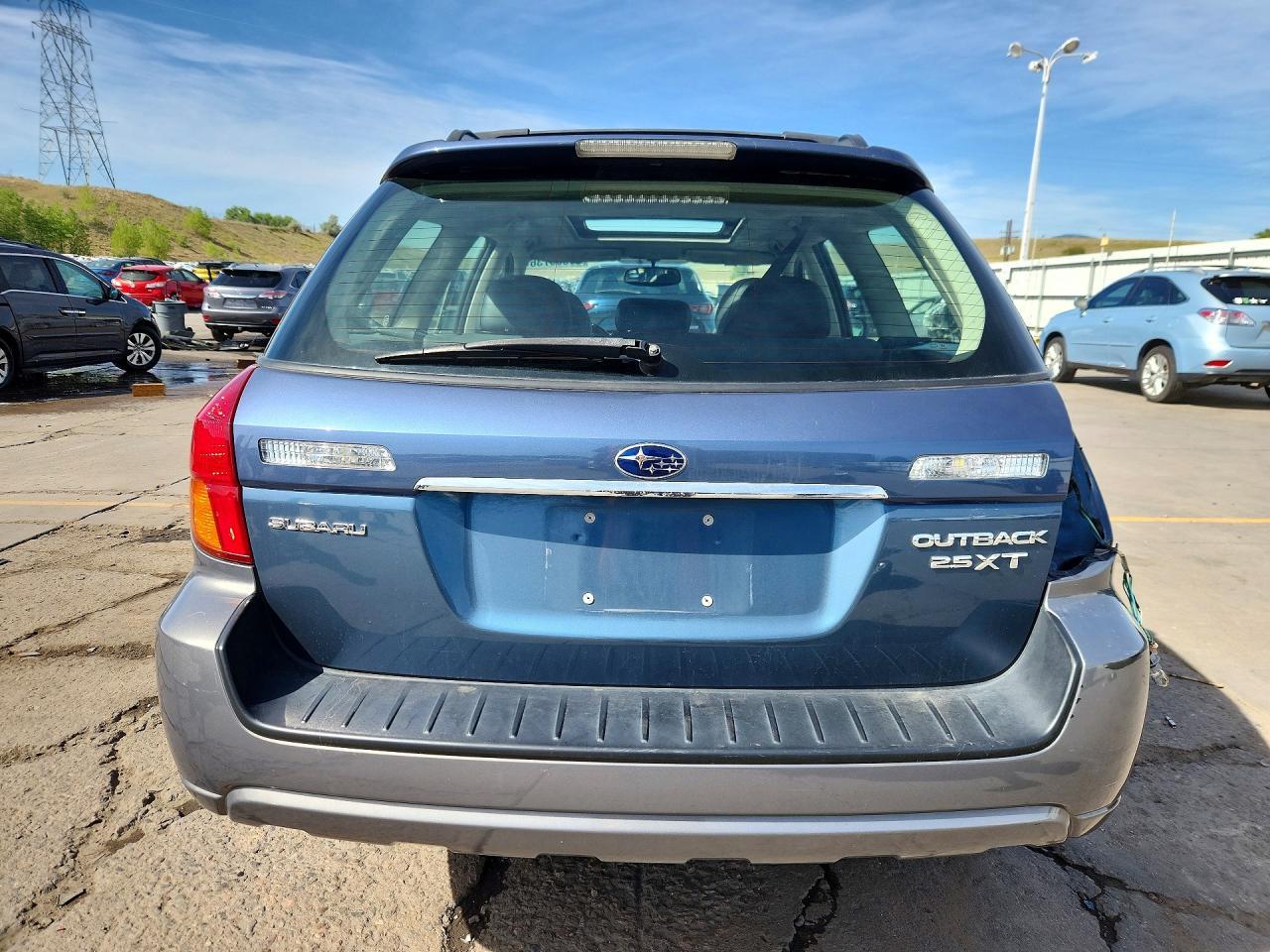 2005 Subaru Legacy Outback 2.5 Xt Limited - Image 6