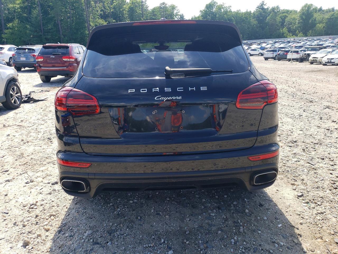 2018 Porsche Cayenne - Image 6