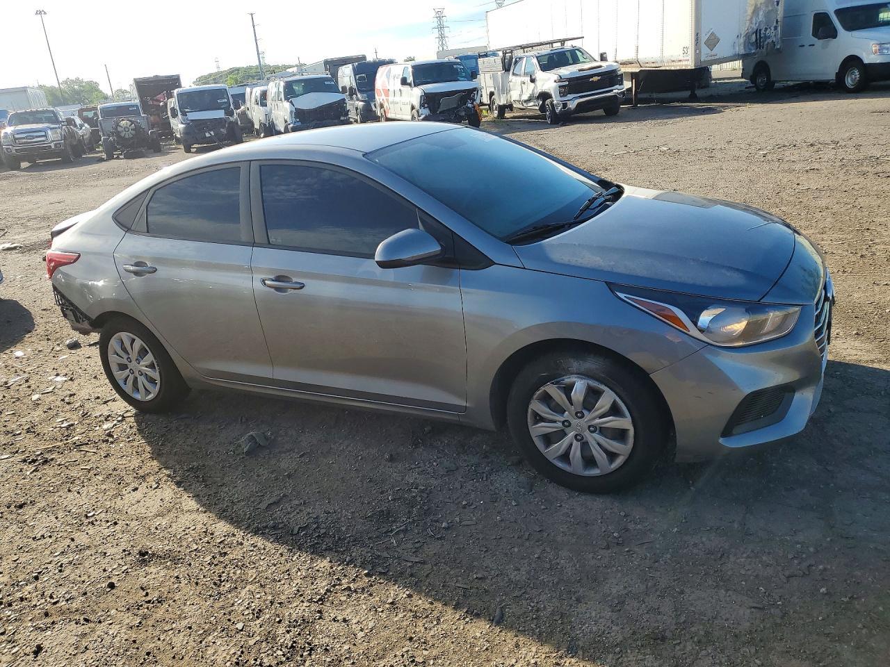2021 Hyundai Accent - Фото 4
