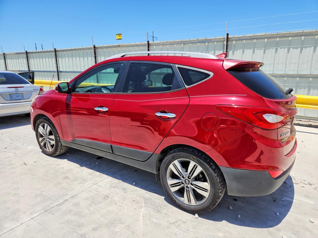 2015 Hyundai Tucson Limited - Фото 2
