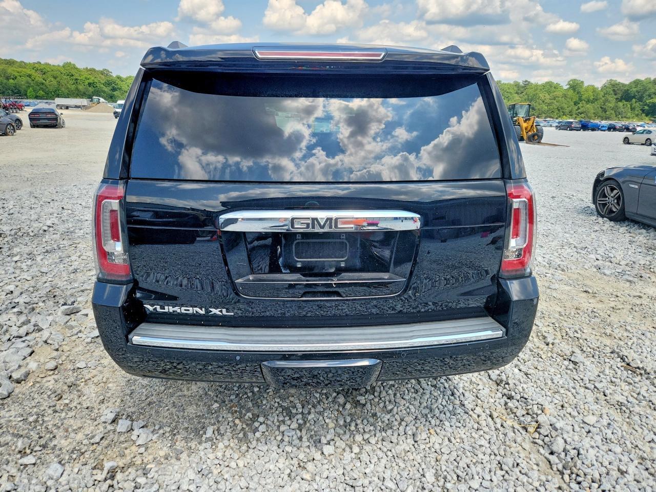2020 GMC Yukon Xl Denali - Фото 6