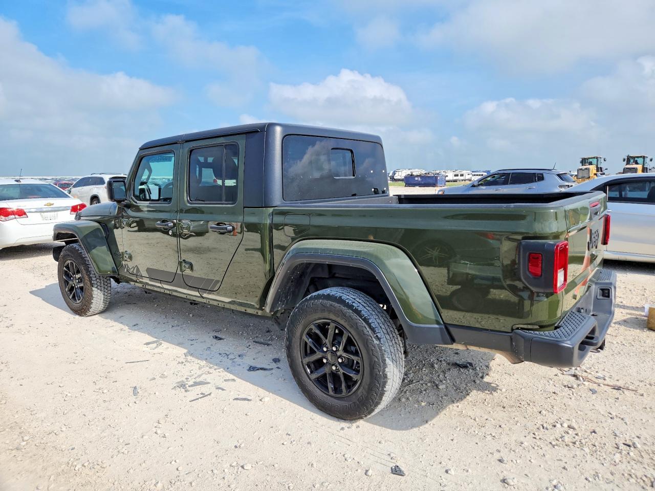 2023 Jeep Gladiator Sport - Фото 2