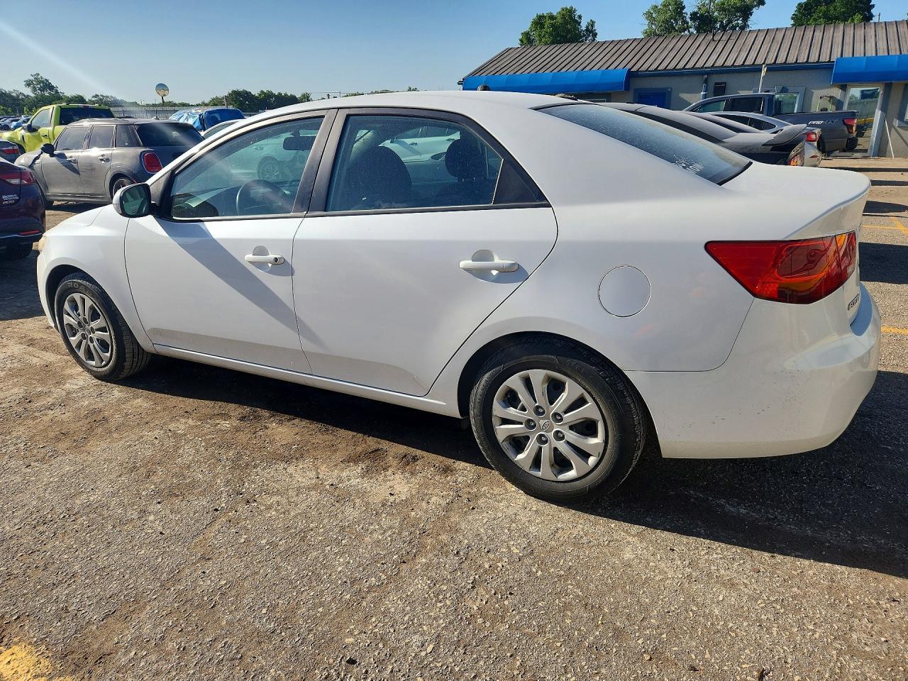 2011 Kia Forte Ex - Image 2