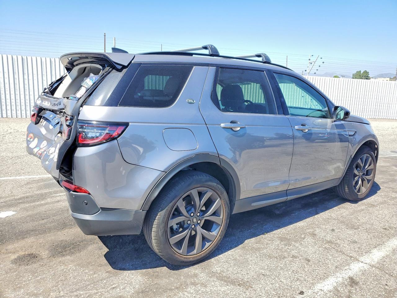 2023 Land Rover Discovery Sport Se - Image 3