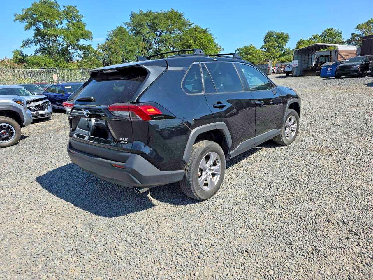 2023 Toyota Rav4 Xle - Фото 4