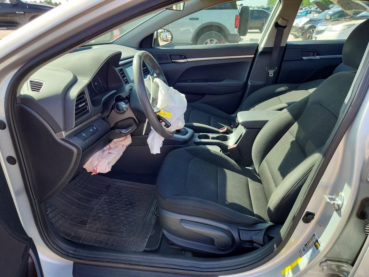 2020 Hyundai Elantra Se - Фото 7