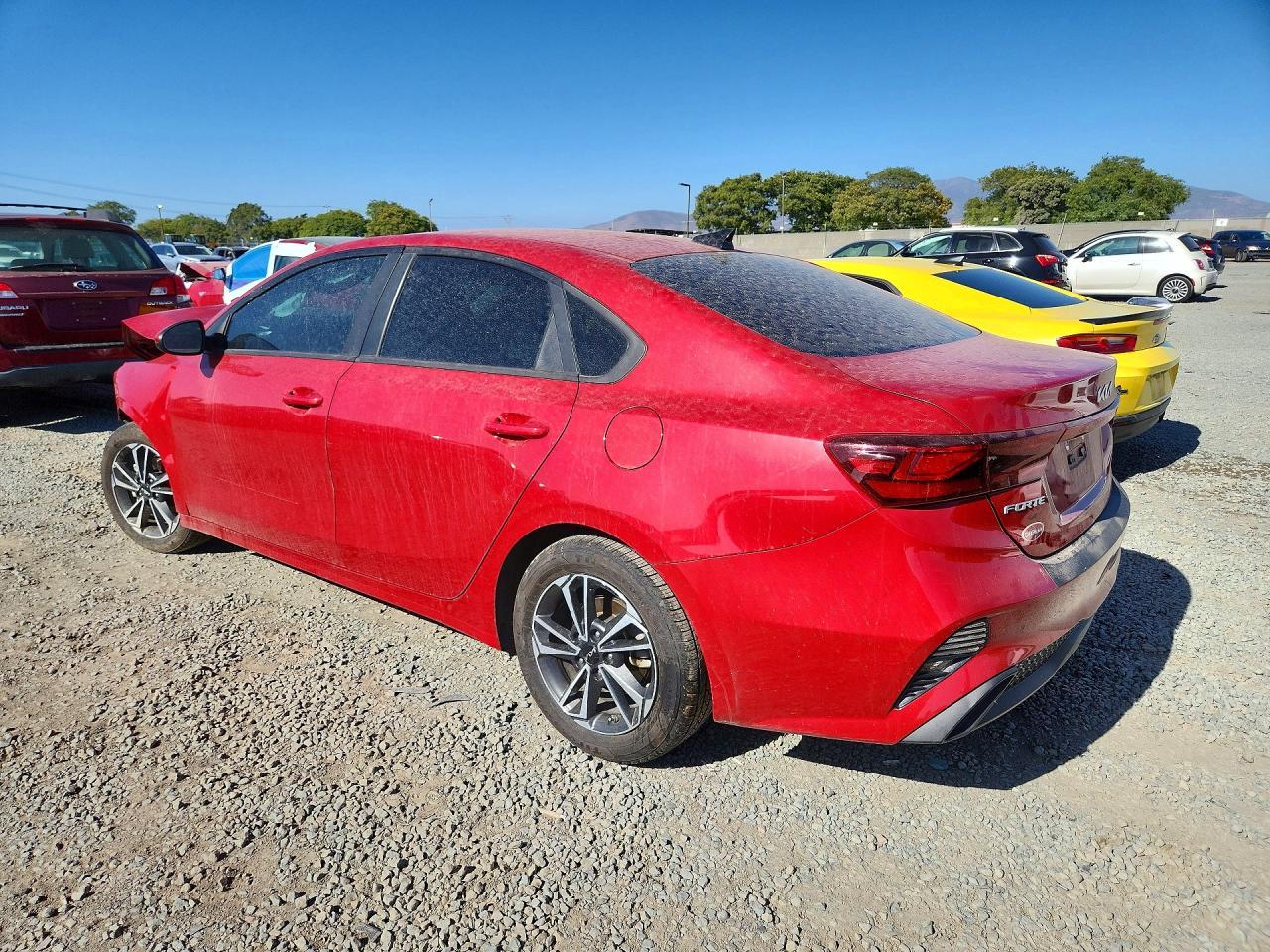 2023 Kia Forte Lxs - Image 2