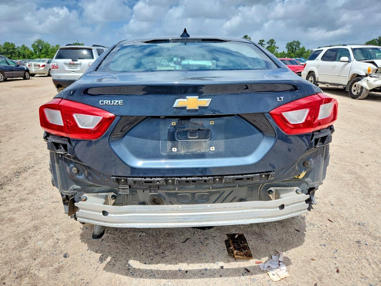 2017 Chevrolet Cruze Lt - Фото 6
