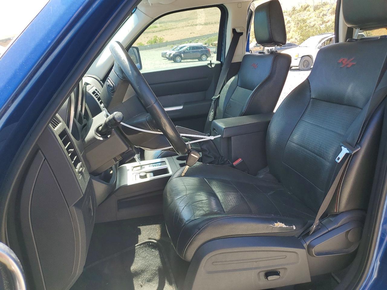 2009 Dodge Nitro R - Image 7