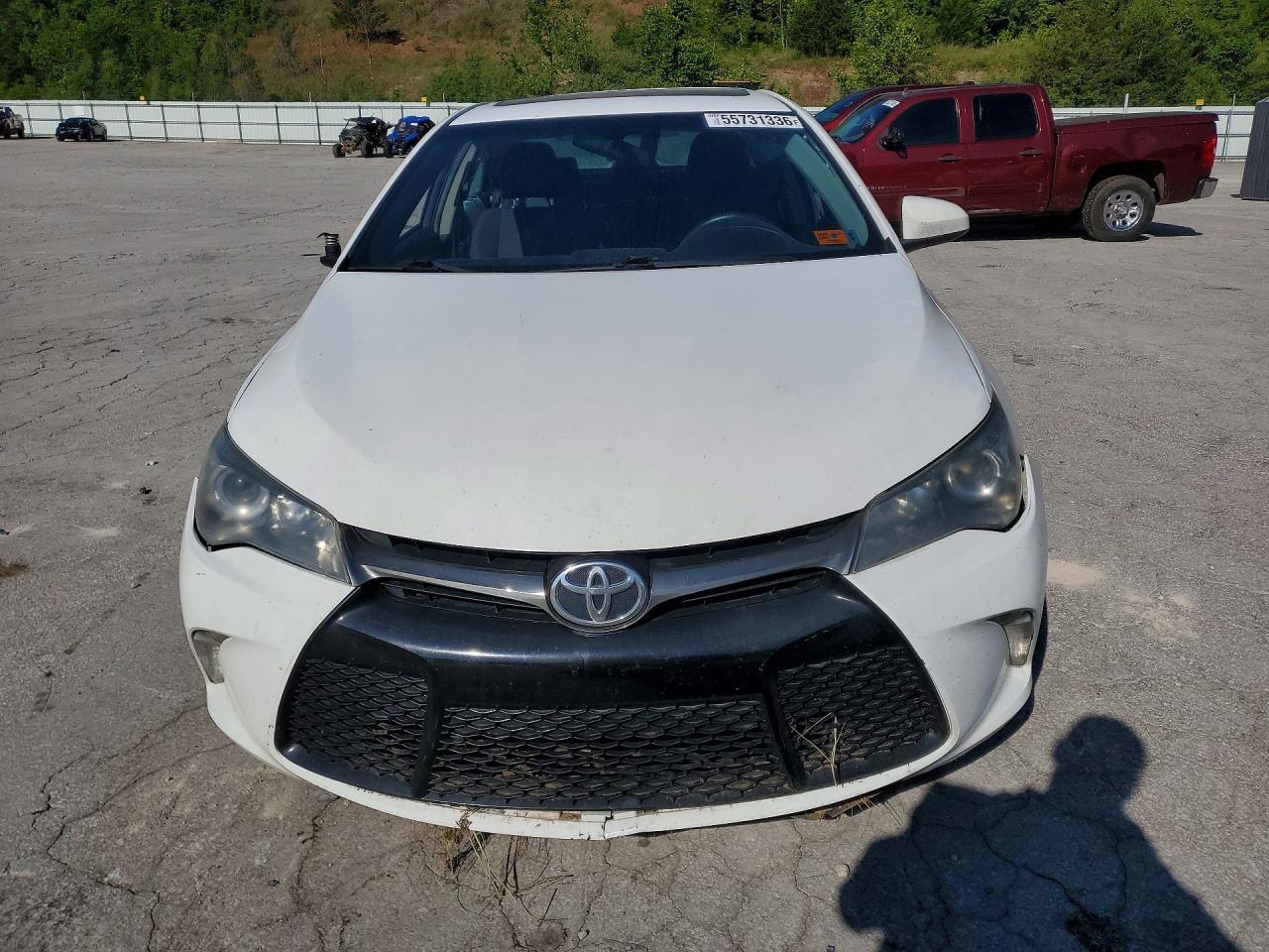 2016 Toyota Camry Se - Фото 5
