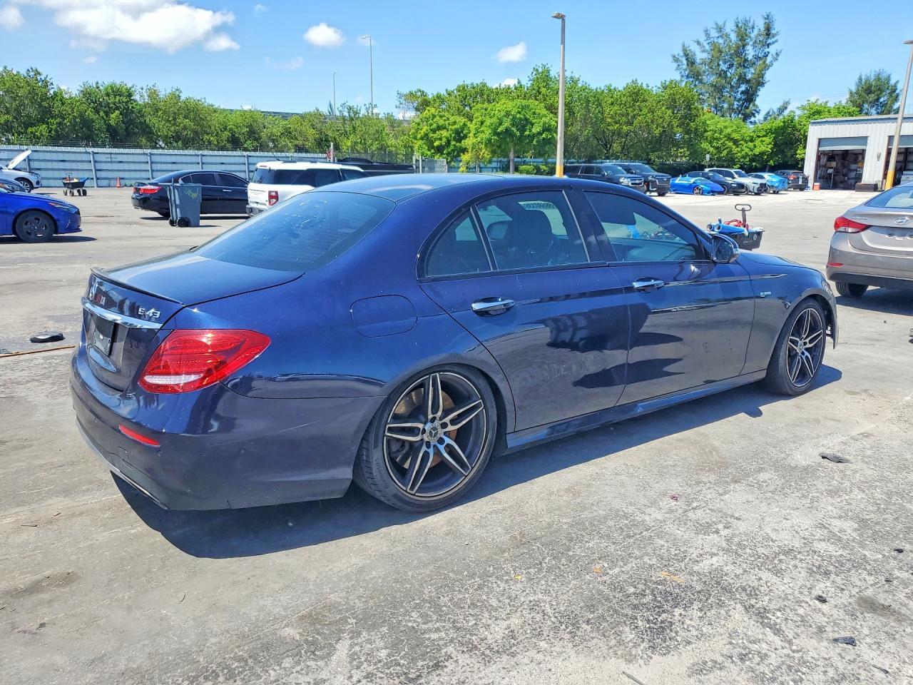 2017 Mercedes-Benz E 43 4Matic Amg - Фото 3