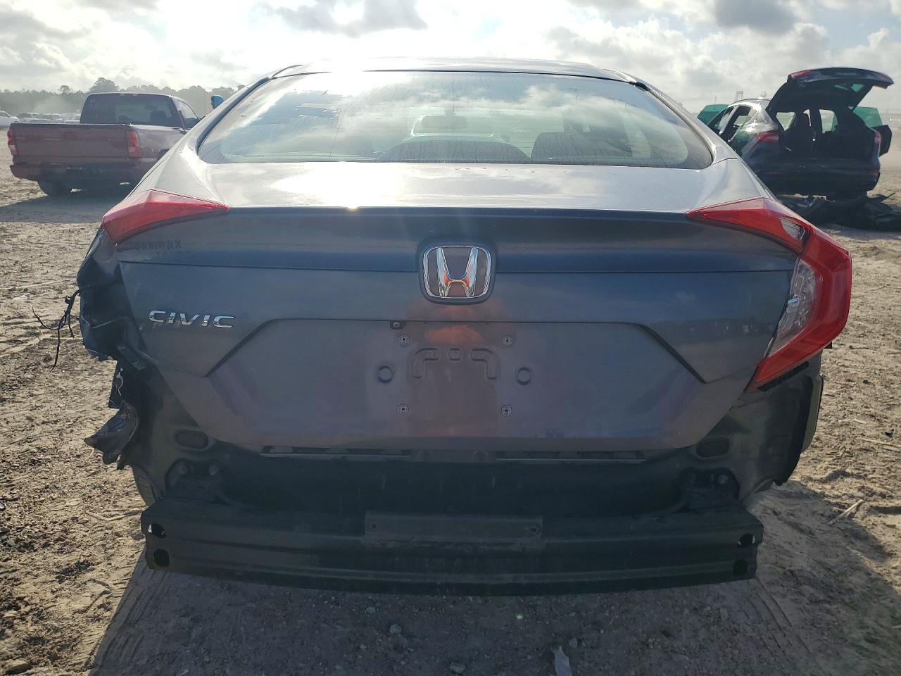 2017 Honda Civic Lx - Фото 6