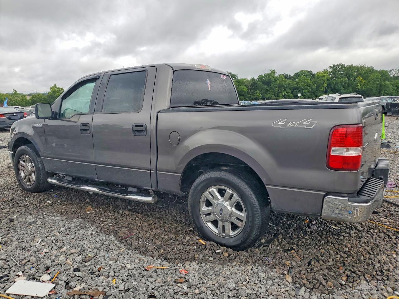 2007 Ford F150 Supercrew - Image 2
