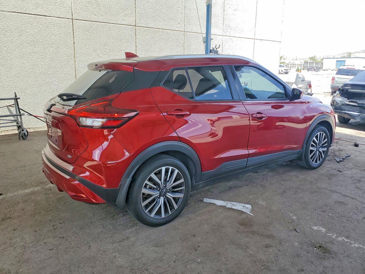2023 Nissan Kicks Sv - Image 3