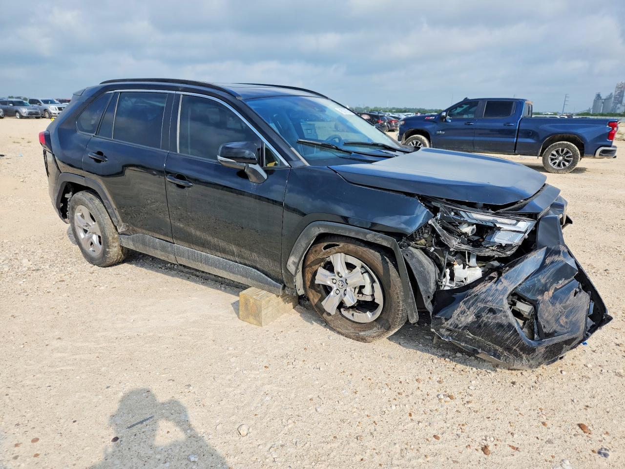 2023 Toyota Rav4 Xle - Фото 4